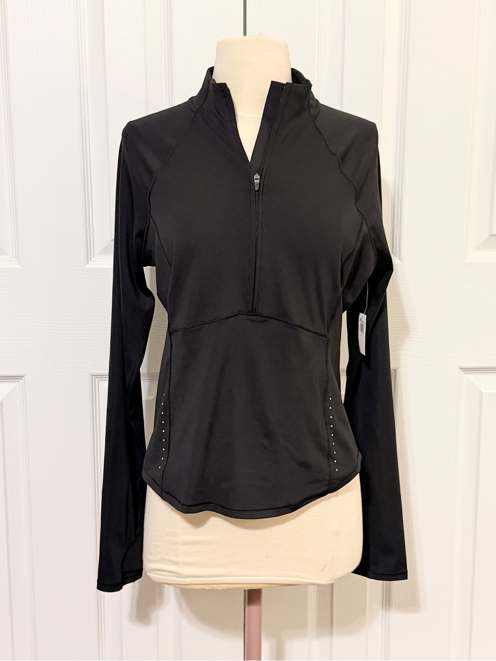 Old Navy Black Women's Long-Sleeve Quarter-Zip Pullover